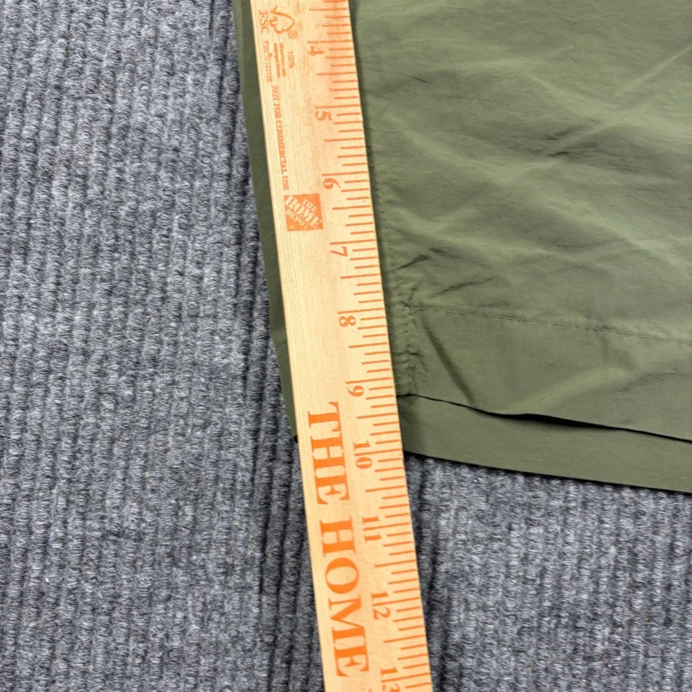 Magellan Shorts Mens 3XL Outdoors Fish Gear Green Water Repellent Cargo Fishing